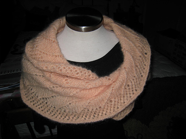 Möbius Cowl Pink Front